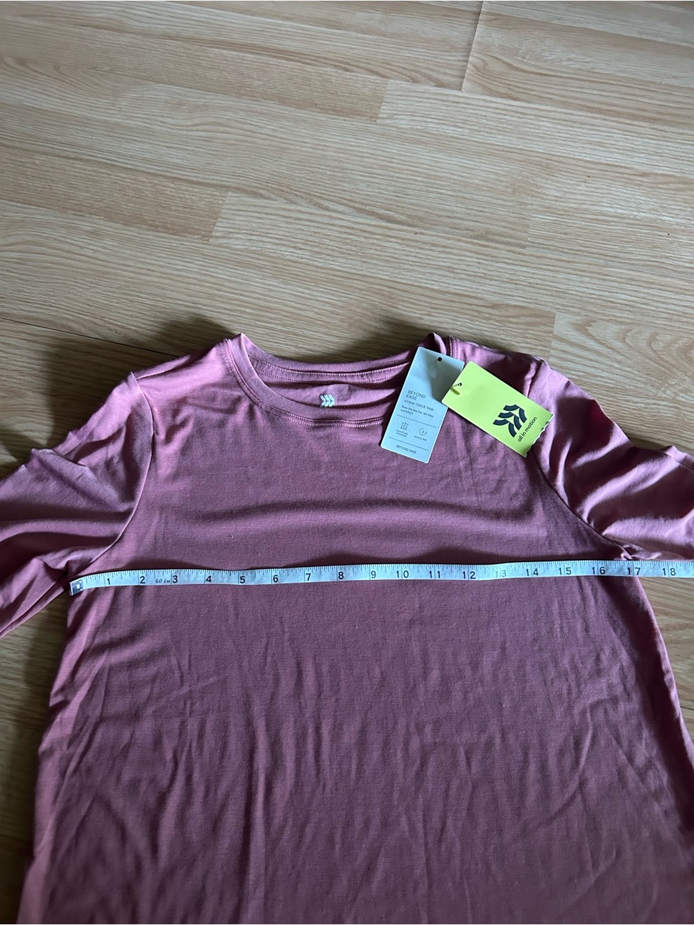 NWT all in motion Beyond Ease Crewneck Tee Women’s XS - Picture 3 of 6